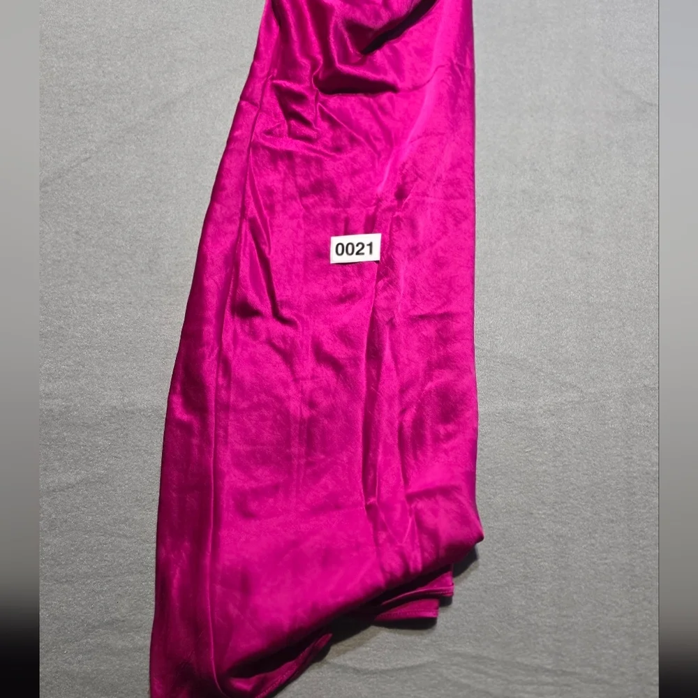 Express NWT Fuchsia Spaghetti Strap Mini Dress PTP 19 Length 32 - Picture 4 of 7